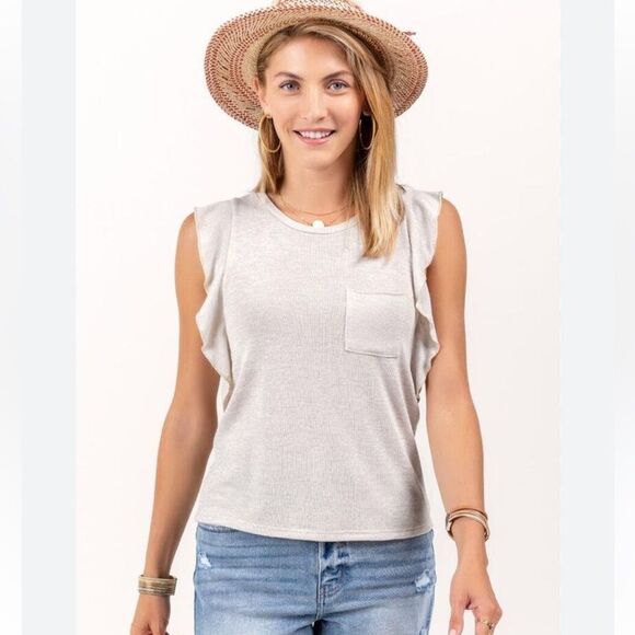 NWT Francesca’s Maggie Flutter Sleeve Pocket Tee Ruffle Sleeve Size Small - Picture 1 of 6